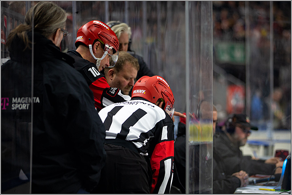 PENNY DEL; Koelner Haie- Grizzlys Wolfsburg; Koeln, 21.09.2022